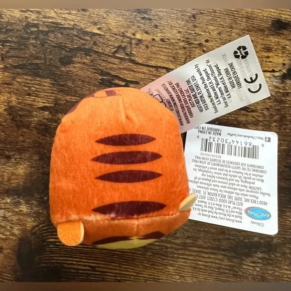 Disney | Winnie The Pooh Tigger Tsum Tsum Just Play Mini Plush Toy - Picture 2 of 9